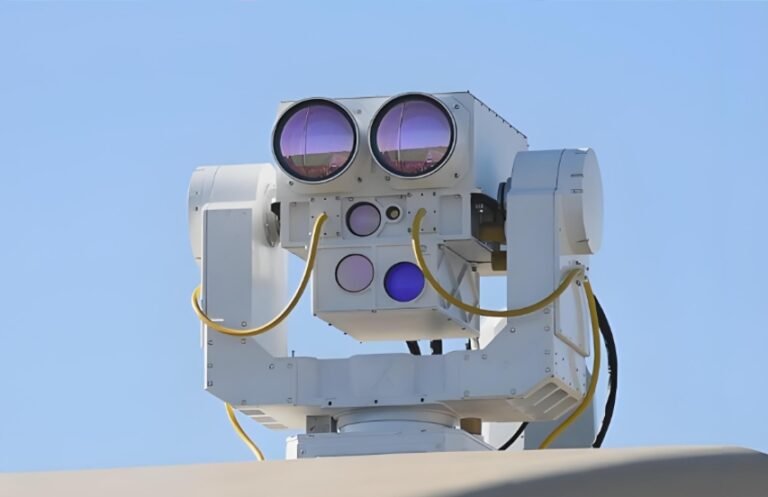 Transmisor de señales para drones con diseño multiobjetivo para comunicaciones UAV