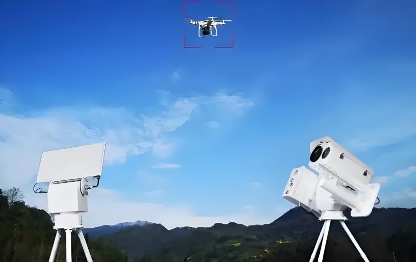 Equipo de detección de drones para garantizar la seguridad del espacio aéreo a baja altitud